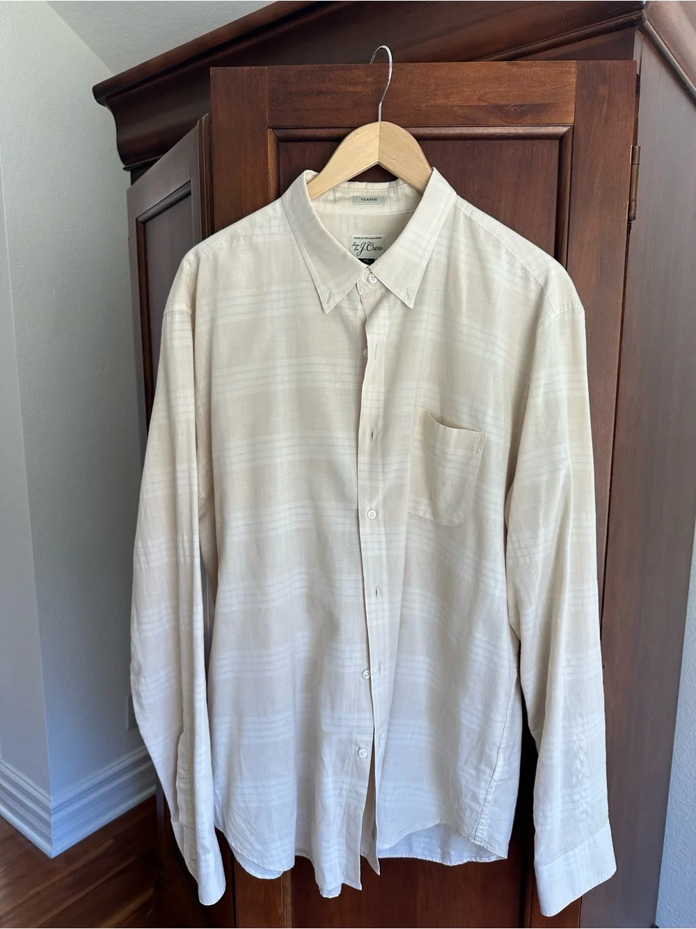J. Crew Men's Cream Long-Sleeve Button-Down Shirt